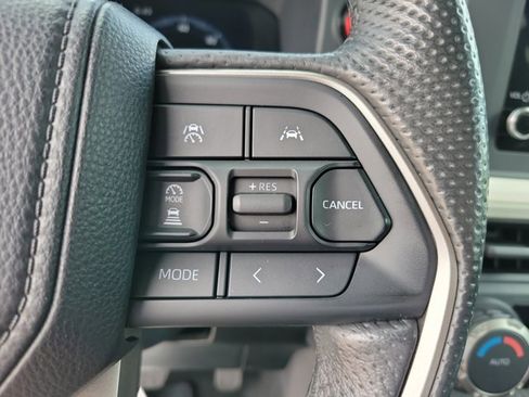 Used 2024 Toyota Tacoma TRD Off-Road AWD/4WD image 15