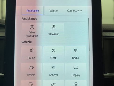 Used 2022 Ford Explorer Platinum w/ Equipment Group 601A image 31