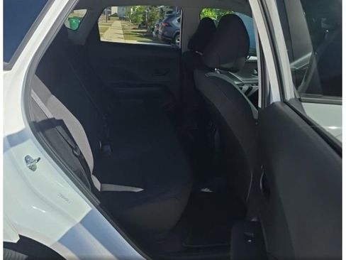 Used 2024 Hyundai Kona SEL FWD image 6