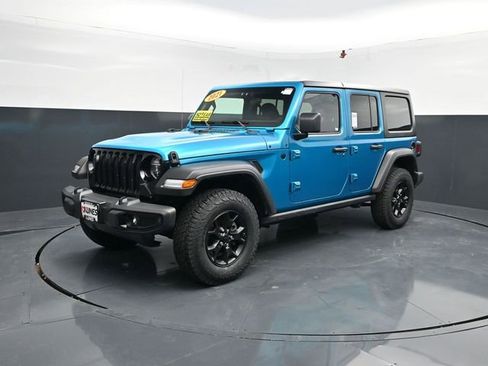 Used 2021 Jeep Wrangler Unlimited Sport AWD/4WD image 4