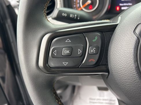 Used 2024 Jeep Wrangler Sport S image 8