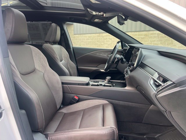 Used 2025 Lexus RX 350 AWD w/ Convenience Package image 11