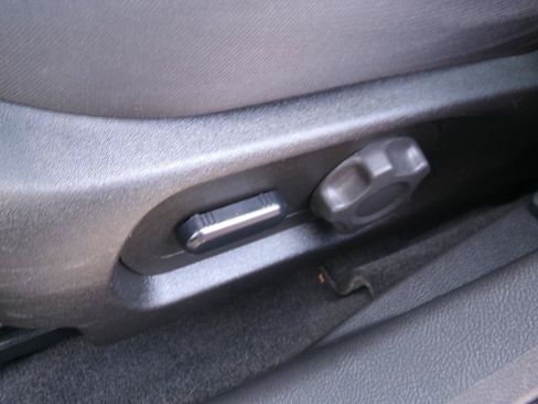 Used 2015 Ford Taurus SEL AWD/4WD image 12