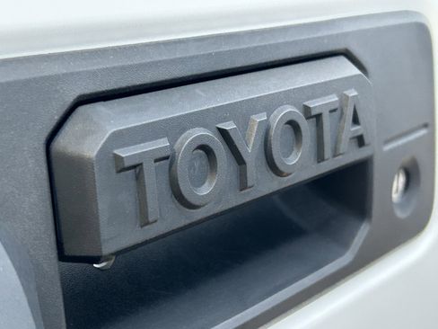 Certified 2023 Toyota Tacoma TRD Off-Road image 7