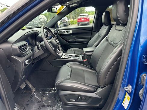 Used 2023 Ford Explorer ST AWD/4WD image 11