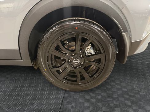 Used 2023 Nissan Kicks SR FWD image 15