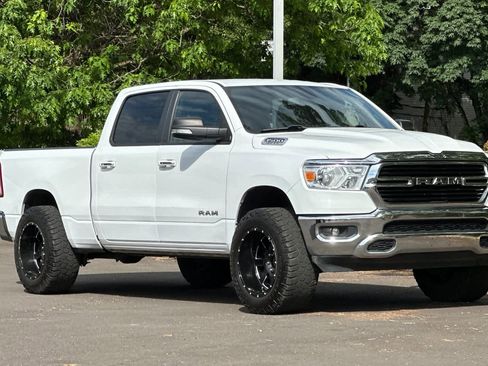 Used 2019 RAM 1500 Big Horn AWD/4WD image 9