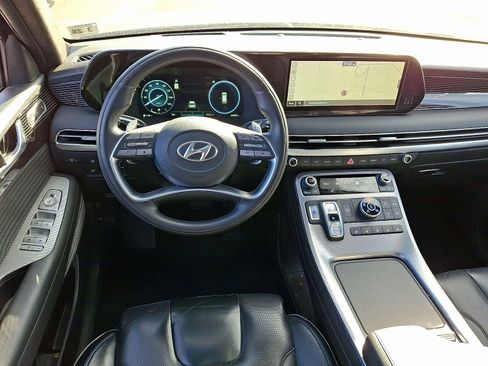 Certified 2023 Hyundai Palisade Calligraphy w/ Cargo Package image 11