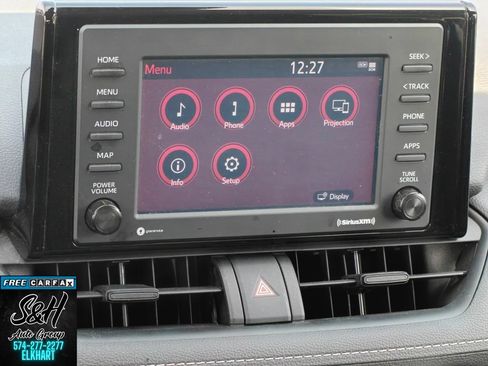 Used 2022 Toyota RAV4 LE AWD/4WD image 7