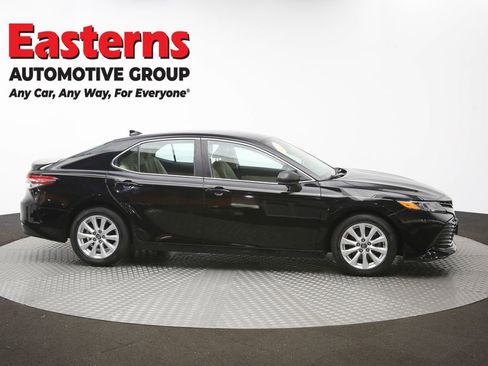 Used 2019 Toyota Camry LE FWD image 47