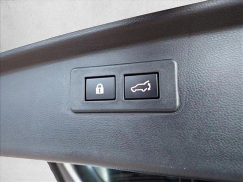 Used 2025 Subaru Outback Onyx Edition image 9