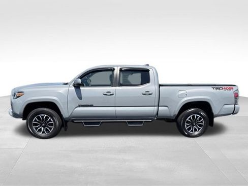 Used 2021 Toyota Tacoma TRD Sport AWD/4WD image 14