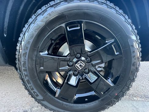 New 2026 Honda Ridgeline Black Edition image 11