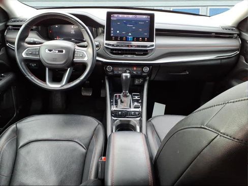 Used 2022 Jeep Compass Trailhawk w/ Trailhawk Elite Group image 10