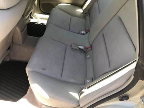 Used 2007 Subaru Outback 2.5i AWD/4WD image 31