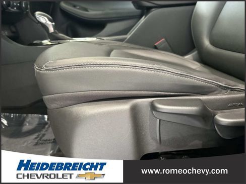 Used 2024 Buick Encore GX Sport Touring FWD image 14