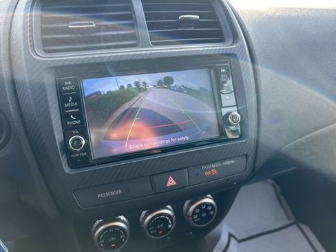 Used 2024 Mitsubishi Outlander Sport ES AWD/4WD image 10