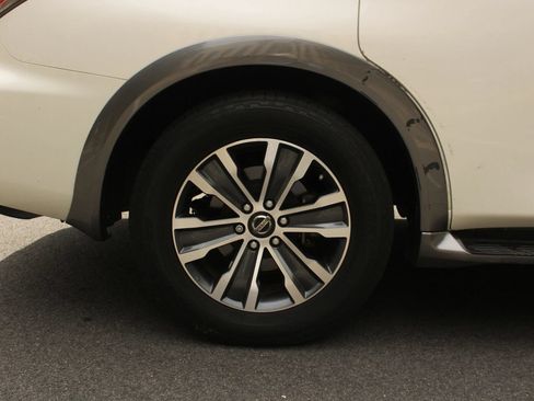 Used 2020 Nissan Armada SL w/ Premium Package RWD image 4