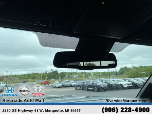Used 2022 Toyota Tacoma TRD Sport AWD/4WD image 19