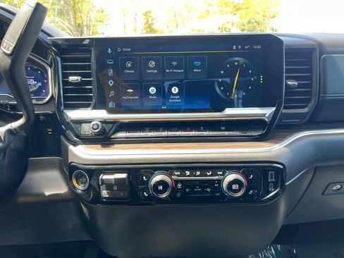 Certified 2025 Chevrolet Silverado 2500 LT w/ Convenience Package AWD/4WD image 24