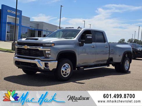 New 2026 Chevrolet Silverado 3500 LT w/ All Star Edition AWD/4WD image 1