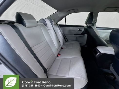 Used 2017 Toyota Camry SE image 24