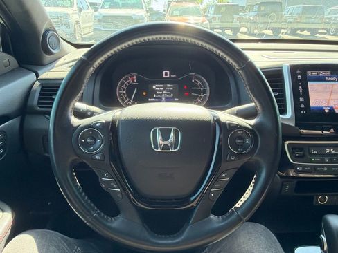 Used 2017 Honda Ridgeline Black Edition image 10