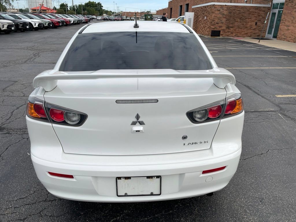 Used 2017 Mitsubishi Lancer SE AWD/4WD image 4