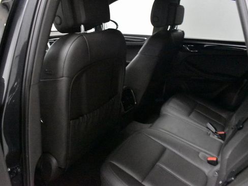 Used 2017 Porsche Macan S image 16