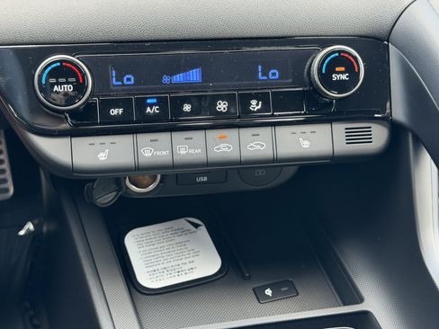New 2026 Hyundai Elantra SEL Sport FWD image 23