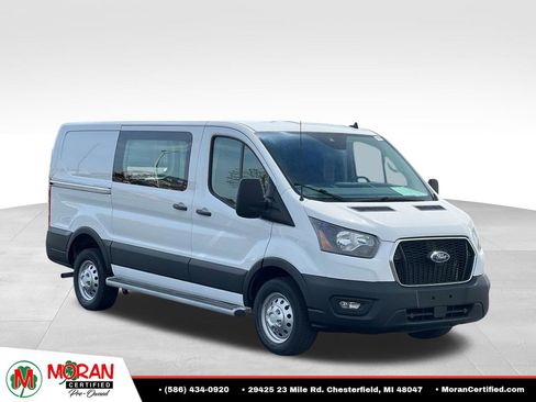 Used 2024 Ford Transit 250 Low Roof AWD w/ Exterior Upgrade Package image 7