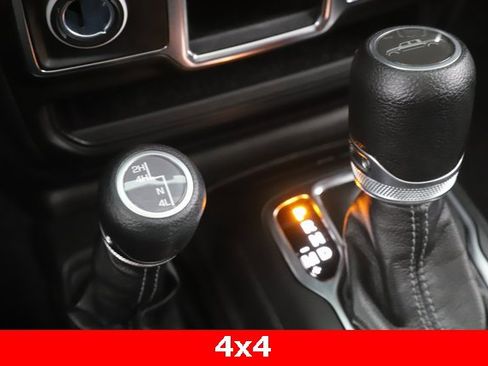 Used 2024 Jeep Gladiator Sport image 24