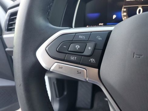 Used 2023 Volkswagen Jetta SE w/ Panoramic Sunroof Package image 28