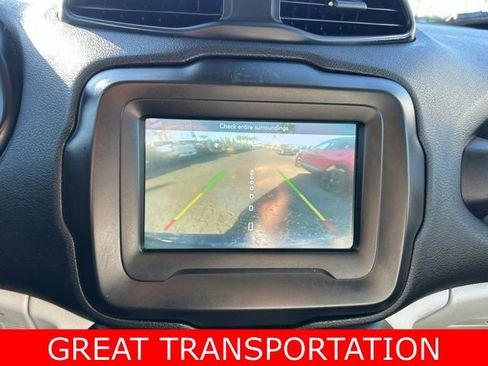 Used 2020 Jeep Renegade Latitude w/ Popular Equipment Group image 24