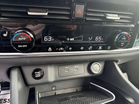 Certified 2026 Nissan Rogue SL AWD/4WD image 31