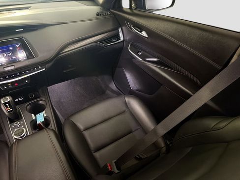 Used 2019 Cadillac XT4 Sport image 23