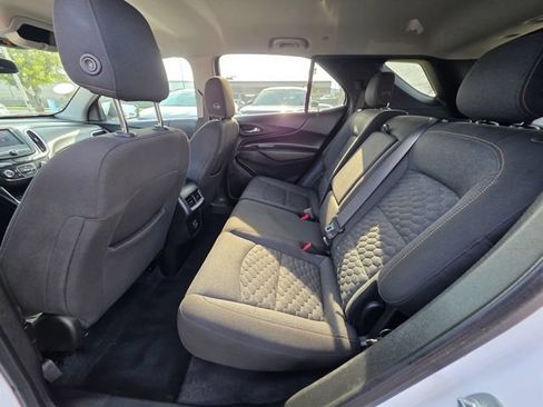 Used 2020 Chevrolet Equinox LT AWD/4WD image 14