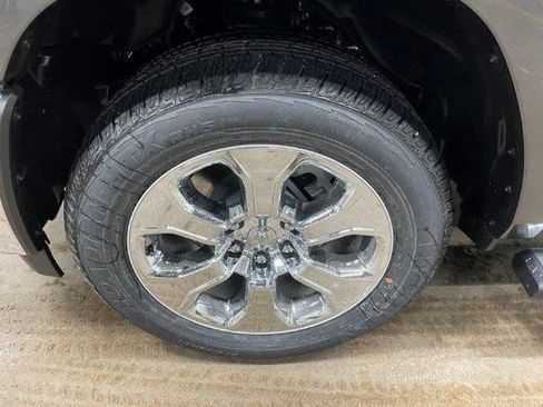 Used 2025 RAM 1500 Big Horn image 4