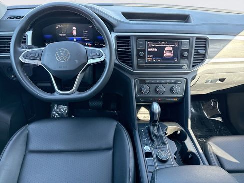 Used 2023 Volkswagen Atlas SE AWD/4WD image 21