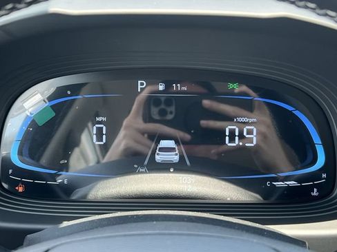 New 2026 Hyundai Venue SEL FWD image 21