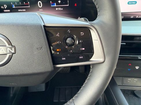 Used 2026 Nissan Murano SL AWD/4WD image 25