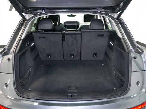 Used 2018 Audi Q5 2.0T Premium Plus w/ Premium Plus Package AWD/4WD image 20