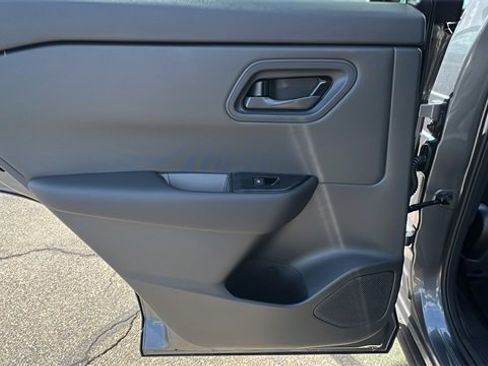 New 2026 Nissan Rogue S image 14