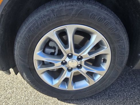 Used 2022 Hyundai Palisade SE image 9