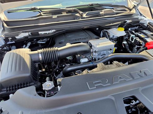 New 2026 RAM 1500 Laramie w/ Night Edition AWD/4WD image 36