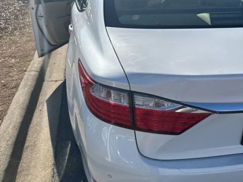 Used 2013 Lexus ES 350 image 4