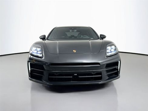 Certified 2024 Porsche Panamera image 10