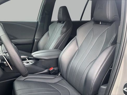 Used 2026 Lexus TX 500h AWD w/ Technology Package image 8