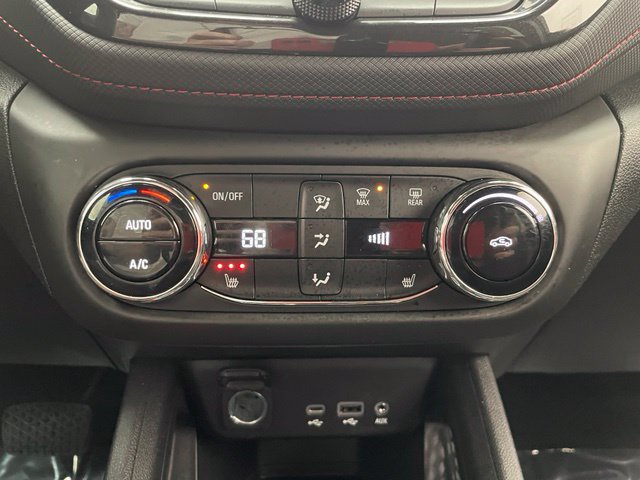 Used 2023 Chevrolet TrailBlazer RS w/ Convenience Package AWD/4WD image 13