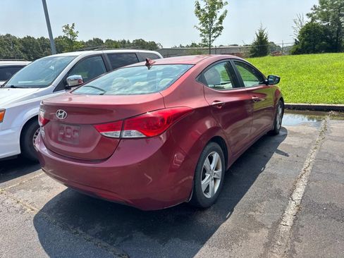 Used 2013 Hyundai Elantra GLS w/ Preferred Pkg FWD image 14